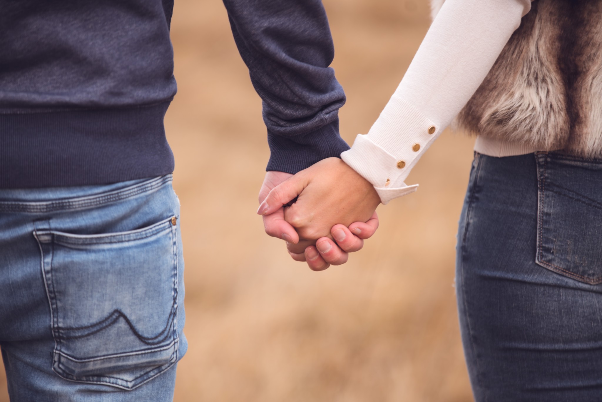 Holding Hands -change attitude - Couples Retreat