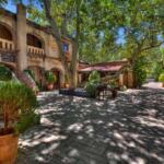 sedona-shopping-spirit-quest-retreats Specialty shops and art galleries at Tlaquepaque Arts & Shopping Village in Sedona - SpiritQuest Sedona Retreats