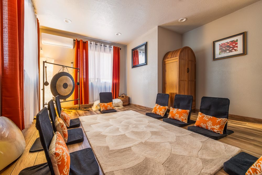 spiritquest-sedona-meditation-retreats-awakening-room awakening room at spiritquest sedona retreats